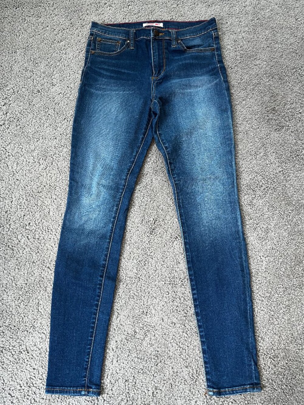 JOHNNY WAS Stretch Skinny Jeans - Labeled Size 27 - Medium Blue Wash